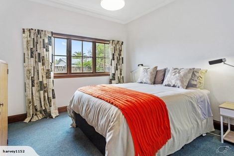 Photo of property in 21 Bay View Road, Moncks Bay, Christchurch, 8081