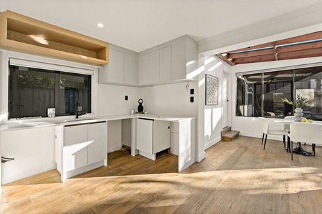 Photo of property in 1a Morrow Avenue, Bucklands Beach, Auckland, 2012
