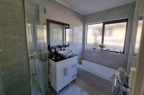 Photo of property in 17 Glencullen Place, Dannemora, Auckland, 2016