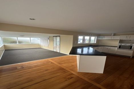 Photo of property in 71 Hamlin Road, Mount Wellington, Auckland, 1060