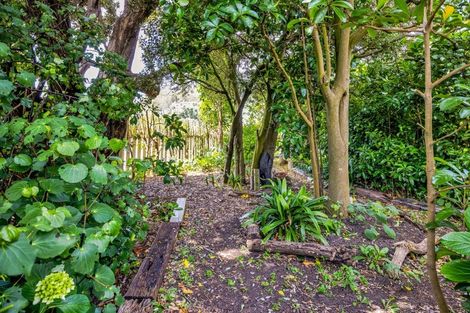 Photo of property in 207 Egmont Street, Patea, 4520