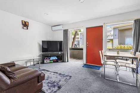 Photo of property in 16a Dowding Street, Melville, Hamilton, 3206