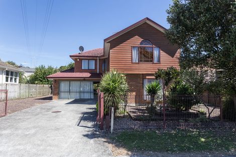 Photo of property in 1 Nash Road, Mount Roskill, Auckland, 1041