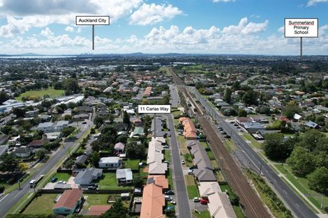 Photo of property in 11 Carlas Way, Ranui, Auckland, 0612