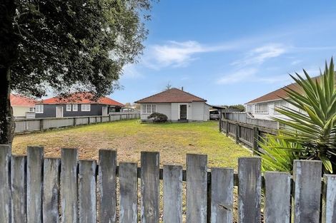 Photo of property in 10 Victor Street, Dannevirke, 4930