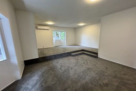 Photo of property in 364 Great South Road, Opaheke, Papakura, 2113