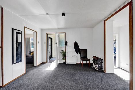 Photo of property in 13 Collins Street, Hawera, 4610