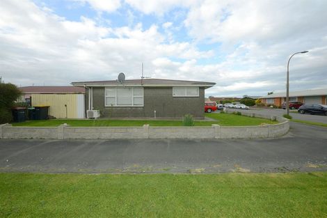 Photo of property in 2/22 Blakehall Place, Spreydon, Christchurch, 8024