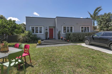 Photo of property in 20 Fitzroy Street, Papatoetoe, Auckland, 2104