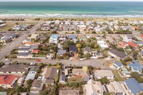 Photo of property in 12 Ida Street, New Brighton, Christchurch, 8061