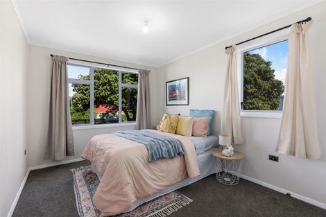 Photo of property in 39 Jillett Street, Titahi Bay, Porirua, 5022