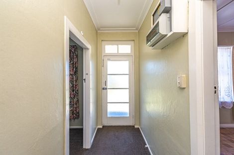 Photo of property in 12 Bennett Street, Gonville, Whanganui, 4501
