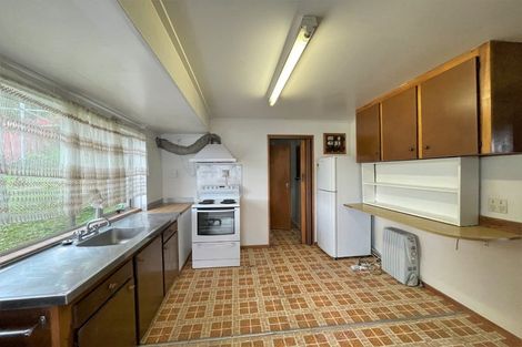 Photo of property in 223 Ravensbourne Road, Ravensbourne, Dunedin, 9022