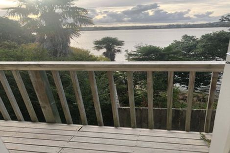 Photo of property in 2 The Promenade, Takapuna, Auckland, 0622