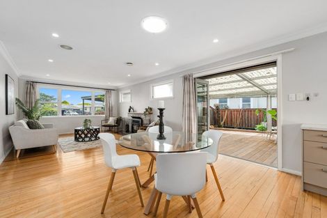 Photo of property in 4 Marsden Place, Awapuni, Palmerston North, 4412