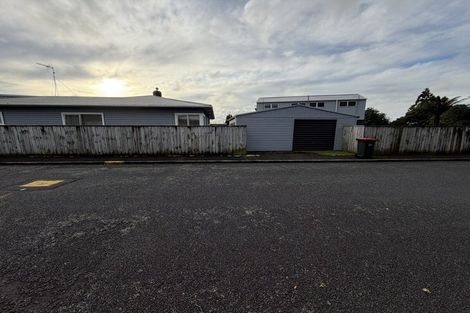 Photo of property in 135c Coronation Avenue, Welbourn, New Plymouth, 4310