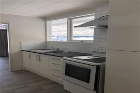 Photo of property in 30 Leaver Place, Weymouth, Auckland, 2103