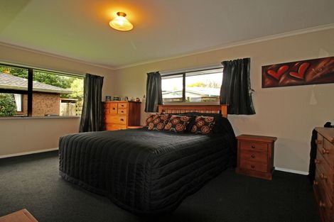 Photo of property in 24 Havill Street, Takaro, Palmerston North, 4410