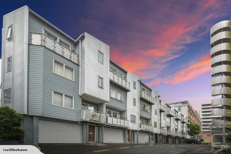 Photo of property in 6b Scotia Place, Auckland Central, Auckland, 1010