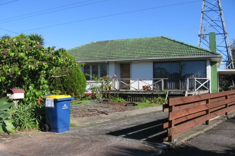 Photo of property in 23 Bedford Street, Te Atatu South, Auckland, 0610