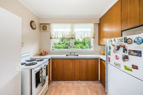 Photo of property in 1 Matipo Street, Waikanae, 5036