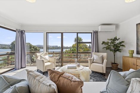 Photo of property in 53a Moffat Road, Red Beach, 0932