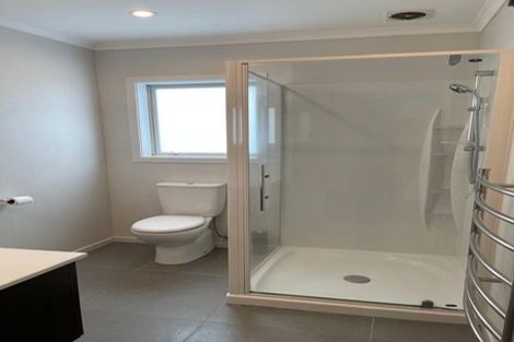 Photo of property in 1 Kerr Grove, Johnsonville, Wellington, 6037