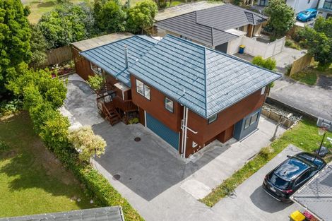 Photo of property in 1/19 Bond Crescent, Forrest Hill, Auckland, 0620