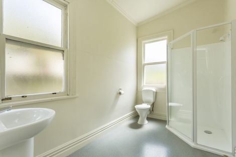 Photo of property in 39 Easther Crescent, Kew, Dunedin, 9012