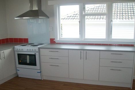 Photo of property in 153 Memorial Avenue, Burnside, Christchurch, 8053