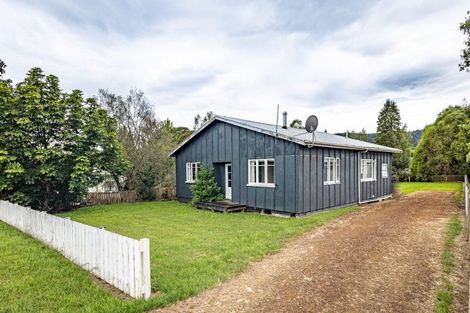 Photo of property in 3 Conway Street, Ohakune, 4625