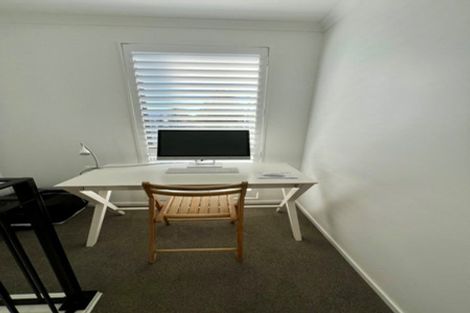 Photo of property in 4 Rutherford Street, Belmont, Auckland, 0622