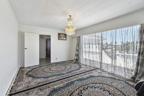Photo of property in 28 Wayne Drive, Mangere, Auckland, 2022