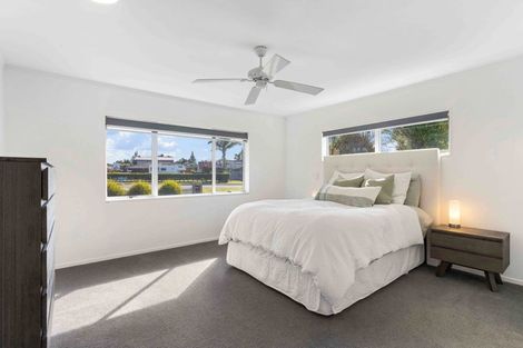 Photo of property in 21 Pacific View Road, Papamoa Beach, Papamoa, 3118