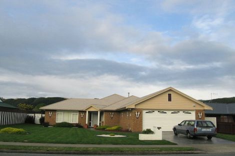 Photo of property in 82 Makarini Street, Paraparaumu, 5032