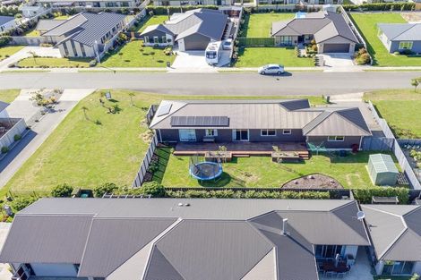 Photo of property in 1 Routhan Way, Carterton, 5713