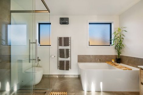 Photo of property in 147 Pigeon Rock Road, Cornish Point, Cromwell, 9384