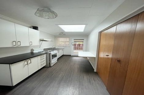 Photo of property in 2/30 Whitley Avenue, Ebdentown, Upper Hutt, 5018