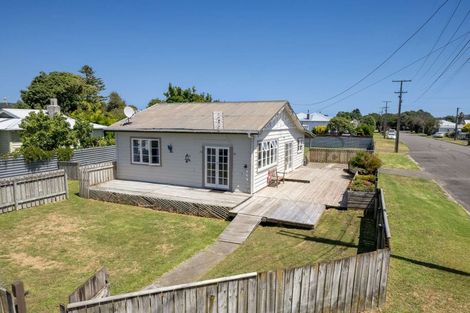 Photo of property in 4 Kiwi Street, Whanganui East, Whanganui, 4500