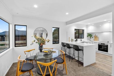 Photo of property in 14/16 Mahara Avenue, Birkenhead, Auckland, 0626