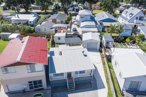 Photo of property in 12 Fyfe Road, Waihi Beach, 3611