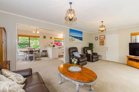 Photo of property in 21 Nugget Grove, Raumati Beach, Paraparaumu, 5032