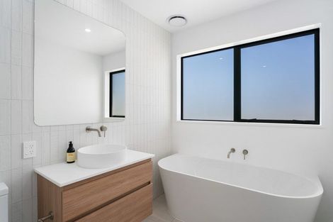 Photo of property in 22a Marjon Drive, Wanaka, 9305