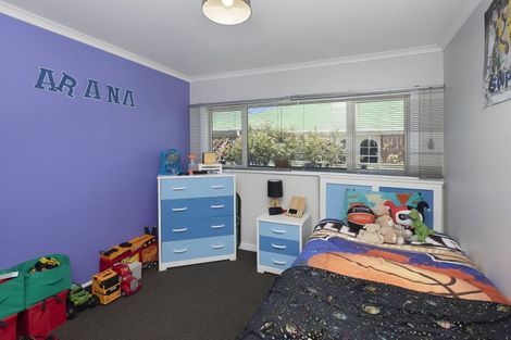 Photo of property in 11 Shearer Avenue, Papanui, Christchurch, 8052