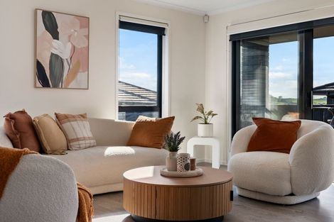 Photo of property in 138 Hitchen Road, Pokeno, 2402