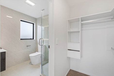 Photo of property in 2/24 Great South Road, Manurewa, Auckland, 2102