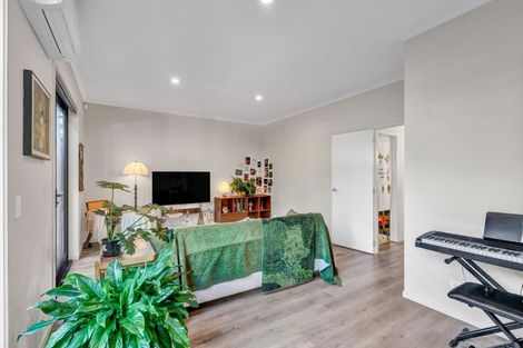 Photo of property in 2 Kerewhenua Crescent, Hobsonville, Auckland, 0616