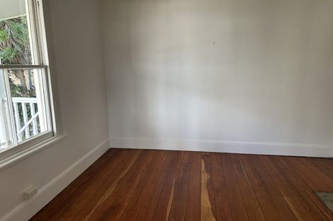 Photo of property in 1 Denholm Road, Hospital Hill, Napier, 4110