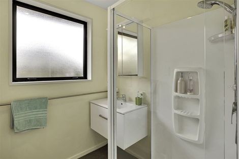 Photo of property in 10a Tamarisk Place, Parklands, Christchurch, 8083
