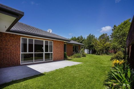 Photo of property in 77 Kotuku Crescent, Woolston, Christchurch, 8023